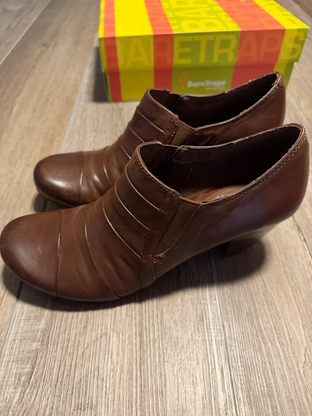 BareTraps Trenda Brown Slip-On Mules - Picture 3 of 10